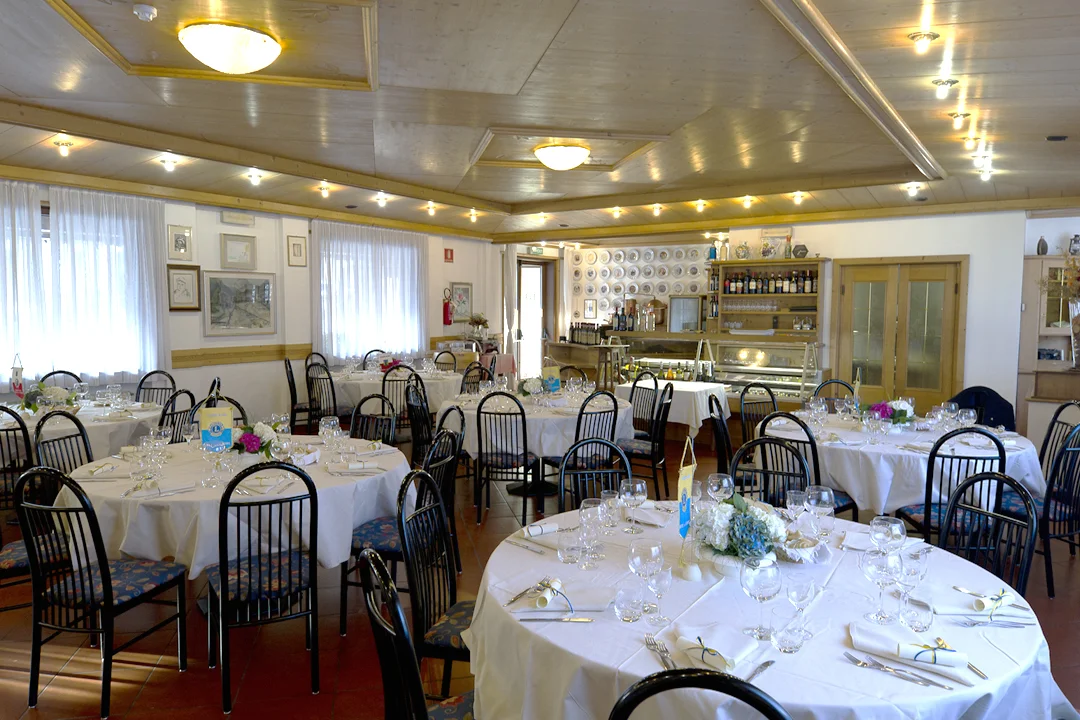 Hotel Ferrovia nelle Dolomiti